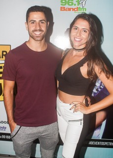 
<a style='margin-left: 5px;' class='btn btn-xs btn-social btn-facebook' href='https://www.facebook.com/sharer/sharer.php?u=https://www.galeramix.com.br/imagem/a67/800-800-90/conteudo/site_galerias/67/annita-petry-galera-mix-63.jpg' rel='popup' data-width='500' data-height='400'><i class='fa fa-facebook'></i>Compartilhar <span class='hidden-xs'>no Facebook</span>
</a> 
<a class='btn btn-default btn-xs' target='_blank' href='imagem/a67/800-800-90/conteudo/site_galerias/67/annita-petry-galera-mix-63.jpg'>
<span class='glyphicon glyphicon-cloud-download'></span> Salvar
</a>
