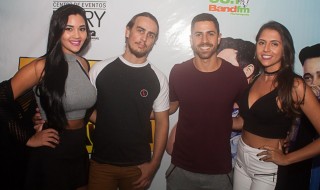 
<a style='margin-left: 5px;' class='btn btn-xs btn-social btn-facebook' href='https://www.facebook.com/sharer/sharer.php?u=https://www.galeramix.com.br/imagem/a67/800-800-90/conteudo/site_galerias/67/annita-petry-galera-mix-64.jpg' rel='popup' data-width='500' data-height='400'><i class='fa fa-facebook'></i>Compartilhar <span class='hidden-xs'>no Facebook</span>
</a> 
<a class='btn btn-default btn-xs' target='_blank' href='imagem/a67/800-800-90/conteudo/site_galerias/67/annita-petry-galera-mix-64.jpg'>
<span class='glyphicon glyphicon-cloud-download'></span> Salvar
</a>
