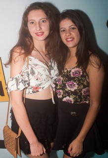 
<a style='margin-left: 5px;' class='btn btn-xs btn-social btn-facebook' href='https://www.facebook.com/sharer/sharer.php?u=https://www.galeramix.com.br/imagem/a67/800-800-90/conteudo/site_galerias/67/annita-petry-galera-mix-78.jpg' rel='popup' data-width='500' data-height='400'><i class='fa fa-facebook'></i>Compartilhar <span class='hidden-xs'>no Facebook</span>
</a> 
<a class='btn btn-default btn-xs' target='_blank' href='imagem/a67/800-800-90/conteudo/site_galerias/67/annita-petry-galera-mix-78.jpg'>
<span class='glyphicon glyphicon-cloud-download'></span> Salvar
</a>
