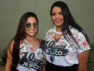 
<a style='margin-left: 5px;' class='btn btn-xs btn-social btn-facebook' href='https://www.facebook.com/sharer/sharer.php?u=https://www.galeramix.com.br/imagem/a68/800-800-90/conteudo/site_galerias/68/10-costelaco-do-jr-seco-121.jpg' rel='popup' data-width='500' data-height='400'><i class='fa fa-facebook'></i>Compartilhar <span class='hidden-xs'>no Facebook</span>
</a> 
<a class='btn btn-default btn-xs' target='_blank' href='imagem/a68/800-800-90/conteudo/site_galerias/68/10-costelaco-do-jr-seco-121.jpg'>
<span class='glyphicon glyphicon-cloud-download'></span> Salvar
</a>
