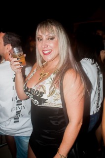 
<a style='margin-left: 5px;' class='btn btn-xs btn-social btn-facebook' href='https://www.facebook.com/sharer/sharer.php?u=https://www.galeramix.com.br/imagem/a68/800-800-90/conteudo/site_galerias/68/10-costelaco-do-jr-seco-226.jpg' rel='popup' data-width='500' data-height='400'><i class='fa fa-facebook'></i>Compartilhar <span class='hidden-xs'>no Facebook</span>
</a> 
<a class='btn btn-default btn-xs' target='_blank' href='imagem/a68/800-800-90/conteudo/site_galerias/68/10-costelaco-do-jr-seco-226.jpg'>
<span class='glyphicon glyphicon-cloud-download'></span> Salvar
</a>
