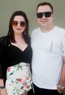 
<a style='margin-left: 5px;' class='btn btn-xs btn-social btn-facebook' href='https://www.facebook.com/sharer/sharer.php?u=https://www.galeramix.com.br/imagem/a68/800-800-90/conteudo/site_galerias/68/10-costelaco-do-jr-seco-59.jpg' rel='popup' data-width='500' data-height='400'><i class='fa fa-facebook'></i>Compartilhar <span class='hidden-xs'>no Facebook</span>
</a> 
<a class='btn btn-default btn-xs' target='_blank' href='imagem/a68/800-800-90/conteudo/site_galerias/68/10-costelaco-do-jr-seco-59.jpg'>
<span class='glyphicon glyphicon-cloud-download'></span> Salvar
</a>
