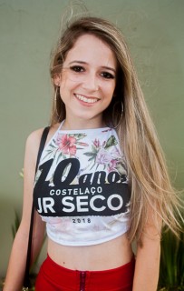 
<a style='margin-left: 5px;' class='btn btn-xs btn-social btn-facebook' href='https://www.facebook.com/sharer/sharer.php?u=https://www.galeramix.com.br/imagem/a68/800-800-90/conteudo/site_galerias/68/10-costelaco-do-jr-seco-96.jpg' rel='popup' data-width='500' data-height='400'><i class='fa fa-facebook'></i>Compartilhar <span class='hidden-xs'>no Facebook</span>
</a> 
<a class='btn btn-default btn-xs' target='_blank' href='imagem/a68/800-800-90/conteudo/site_galerias/68/10-costelaco-do-jr-seco-96.jpg'>
<span class='glyphicon glyphicon-cloud-download'></span> Salvar
</a>
