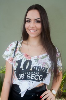 
<a style='margin-left: 5px;' class='btn btn-xs btn-social btn-facebook' href='https://www.facebook.com/sharer/sharer.php?u=https://www.galeramix.com.br/imagem/a68/800-800-90/conteudo/site_galerias/68/10-costelaco-do-jr-seco-98.jpg' rel='popup' data-width='500' data-height='400'><i class='fa fa-facebook'></i>Compartilhar <span class='hidden-xs'>no Facebook</span>
</a> 
<a class='btn btn-default btn-xs' target='_blank' href='imagem/a68/800-800-90/conteudo/site_galerias/68/10-costelaco-do-jr-seco-98.jpg'>
<span class='glyphicon glyphicon-cloud-download'></span> Salvar
</a>
