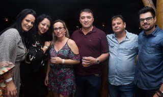 
<a style='margin-left: 5px;' class='btn btn-xs btn-social btn-facebook' href='https://www.facebook.com/sharer/sharer.php?u=https://www.galeramix.com.br/imagem/a69/800-800-90/conteudo/site_galerias/69/matheus-e-kauan-no-petry-galera-mix-16.jpg' rel='popup' data-width='500' data-height='400'><i class='fa fa-facebook'></i>Compartilhar <span class='hidden-xs'>no Facebook</span>
</a> 
<a class='btn btn-default btn-xs' target='_blank' href='imagem/a69/800-800-90/conteudo/site_galerias/69/matheus-e-kauan-no-petry-galera-mix-16.jpg'>
<span class='glyphicon glyphicon-cloud-download'></span> Salvar
</a>
