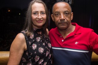 
<a style='margin-left: 5px;' class='btn btn-xs btn-social btn-facebook' href='https://www.facebook.com/sharer/sharer.php?u=https://www.galeramix.com.br/imagem/a69/800-800-90/conteudo/site_galerias/69/matheus-e-kauan-no-petry-galera-mix-26.jpg' rel='popup' data-width='500' data-height='400'><i class='fa fa-facebook'></i>Compartilhar <span class='hidden-xs'>no Facebook</span>
</a> 
<a class='btn btn-default btn-xs' target='_blank' href='imagem/a69/800-800-90/conteudo/site_galerias/69/matheus-e-kauan-no-petry-galera-mix-26.jpg'>
<span class='glyphicon glyphicon-cloud-download'></span> Salvar
</a>
