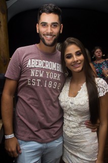 
<a style='margin-left: 5px;' class='btn btn-xs btn-social btn-facebook' href='https://www.facebook.com/sharer/sharer.php?u=https://www.galeramix.com.br/imagem/a69/800-800-90/conteudo/site_galerias/69/matheus-e-kauan-no-petry-galera-mix-30.jpg' rel='popup' data-width='500' data-height='400'><i class='fa fa-facebook'></i>Compartilhar <span class='hidden-xs'>no Facebook</span>
</a> 
<a class='btn btn-default btn-xs' target='_blank' href='imagem/a69/800-800-90/conteudo/site_galerias/69/matheus-e-kauan-no-petry-galera-mix-30.jpg'>
<span class='glyphicon glyphicon-cloud-download'></span> Salvar
</a>
