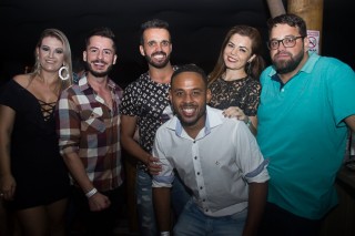 
<a style='margin-left: 5px;' class='btn btn-xs btn-social btn-facebook' href='https://www.facebook.com/sharer/sharer.php?u=https://www.galeramix.com.br/imagem/a69/800-800-90/conteudo/site_galerias/69/matheus-e-kauan-no-petry-galera-mix-7.jpg' rel='popup' data-width='500' data-height='400'><i class='fa fa-facebook'></i>Compartilhar <span class='hidden-xs'>no Facebook</span>
</a> 
<a class='btn btn-default btn-xs' target='_blank' href='imagem/a69/800-800-90/conteudo/site_galerias/69/matheus-e-kauan-no-petry-galera-mix-7.jpg'>
<span class='glyphicon glyphicon-cloud-download'></span> Salvar
</a>
