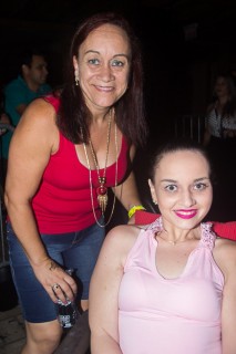 
<a style='margin-left: 5px;' class='btn btn-xs btn-social btn-facebook' href='https://www.facebook.com/sharer/sharer.php?u=https://www.galeramix.com.br/imagem/a69/800-800-90/conteudo/site_galerias/69/matheus-e-kauan-no-petry-galera-mix-76.jpg' rel='popup' data-width='500' data-height='400'><i class='fa fa-facebook'></i>Compartilhar <span class='hidden-xs'>no Facebook</span>
</a> 
<a class='btn btn-default btn-xs' target='_blank' href='imagem/a69/800-800-90/conteudo/site_galerias/69/matheus-e-kauan-no-petry-galera-mix-76.jpg'>
<span class='glyphicon glyphicon-cloud-download'></span> Salvar
</a>
