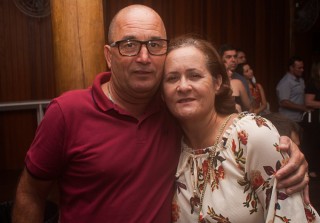 
<a style='margin-left: 5px;' class='btn btn-xs btn-social btn-facebook' href='https://www.facebook.com/sharer/sharer.php?u=https://www.galeramix.com.br/imagem/a71/800-800-90/conteudo/site_galerias/71/galera-mix-petry-victor-e-leo-cezar-menotti-e-fabiano-33.jpg' rel='popup' data-width='500' data-height='400'><i class='fa fa-facebook'></i>Compartilhar <span class='hidden-xs'>no Facebook</span>
</a> 
<a class='btn btn-default btn-xs' target='_blank' href='imagem/a71/800-800-90/conteudo/site_galerias/71/galera-mix-petry-victor-e-leo-cezar-menotti-e-fabiano-33.jpg'>
<span class='glyphicon glyphicon-cloud-download'></span> Salvar
</a>
