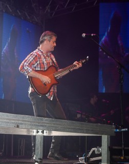 
<a style='margin-left: 5px;' class='btn btn-xs btn-social btn-facebook' href='https://www.facebook.com/sharer/sharer.php?u=https://www.galeramix.com.br/imagem/a71/800-800-90/conteudo/site_galerias/71/galera-mix-petry-victor-e-leo-cezar-menotti-e-fabiano-75.jpg' rel='popup' data-width='500' data-height='400'><i class='fa fa-facebook'></i>Compartilhar <span class='hidden-xs'>no Facebook</span>
</a> 
<a class='btn btn-default btn-xs' target='_blank' href='imagem/a71/800-800-90/conteudo/site_galerias/71/galera-mix-petry-victor-e-leo-cezar-menotti-e-fabiano-75.jpg'>
<span class='glyphicon glyphicon-cloud-download'></span> Salvar
</a>
