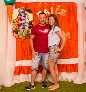 
                <a style='margin-left: 5px;' class='btn btn-xs btn-social btn-facebook' href='https://www.facebook.com/sharer/sharer.php?u=https://www.galeramix.com.br/imagem/a72/800-800-90/conteudo/site_galerias/72/baile-pascoa-14.jpg' rel='popup' data-width='500' data-height='400'><i class='fa fa-facebook'></i>Compartilhar <span class='hidden-xs'>no Facebook</span>
            </a> 
            <a class='btn btn-default btn-xs' target='_blank' href='imagem/a72/800-800-90/conteudo/site_galerias/72/baile-pascoa-14.jpg'>
                <span class='glyphicon glyphicon-cloud-download'></span> Salvar
            </a>
            