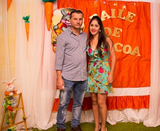 
        <a style='margin-left: 5px;' class='btn btn-xs btn-social btn-facebook' href='https://www.facebook.com/sharer/sharer.php?u=https://www.galeramix.com.br/imagem/a72/800-800-90/conteudo/site_galerias/72/baile-pascoa-16.jpg' rel='popup' data-width='500' data-height='400'><i class='fa fa-facebook'></i>Compartilhar <span class='hidden-xs'>no Facebook</span>
    </a> 
    <a class='btn btn-default btn-xs' target='_blank' href='imagem/a72/800-800-90/conteudo/site_galerias/72/baile-pascoa-16.jpg'>
        <span class='glyphicon glyphicon-cloud-download'></span> Salvar
    </a>
    