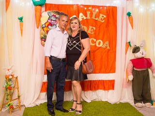 
<a style='margin-left: 5px;' class='btn btn-xs btn-social btn-facebook' href='https://www.facebook.com/sharer/sharer.php?u=https://www.galeramix.com.br/imagem/a72/800-800-90/conteudo/site_galerias/72/baile-pascoa-46.jpg' rel='popup' data-width='500' data-height='400'><i class='fa fa-facebook'></i>Compartilhar <span class='hidden-xs'>no Facebook</span>
</a> 
<a class='btn btn-default btn-xs' target='_blank' href='imagem/a72/800-800-90/conteudo/site_galerias/72/baile-pascoa-46.jpg'>
<span class='glyphicon glyphicon-cloud-download'></span> Salvar
</a>
