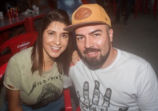 
<a style='margin-left: 5px;' class='btn btn-xs btn-social btn-facebook' href='https://www.facebook.com/sharer/sharer.php?u=https://www.galeramix.com.br/imagem/a73/800-800-90/conteudo/site_galerias/73/cachacada-do-ivonir-machado-pirao-com-linguica-tijucas-galeramix-14.jpg' rel='popup' data-width='500' data-height='400'><i class='fa fa-facebook'></i>Compartilhar <span class='hidden-xs'>no Facebook</span>
</a> 
<a class='btn btn-default btn-xs' target='_blank' href='imagem/a73/800-800-90/conteudo/site_galerias/73/cachacada-do-ivonir-machado-pirao-com-linguica-tijucas-galeramix-14.jpg'>
<span class='glyphicon glyphicon-cloud-download'></span> Salvar
</a>
