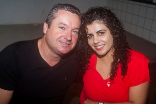 
<a style='margin-left: 5px;' class='btn btn-xs btn-social btn-facebook' href='https://www.facebook.com/sharer/sharer.php?u=https://www.galeramix.com.br/imagem/a73/800-800-90/conteudo/site_galerias/73/cachacada-do-ivonir-machado-pirao-com-linguica-tijucas-galeramix-20.jpg' rel='popup' data-width='500' data-height='400'><i class='fa fa-facebook'></i>Compartilhar <span class='hidden-xs'>no Facebook</span>
</a> 
<a class='btn btn-default btn-xs' target='_blank' href='imagem/a73/800-800-90/conteudo/site_galerias/73/cachacada-do-ivonir-machado-pirao-com-linguica-tijucas-galeramix-20.jpg'>
<span class='glyphicon glyphicon-cloud-download'></span> Salvar
</a>
