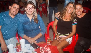 
<a style='margin-left: 5px;' class='btn btn-xs btn-social btn-facebook' href='https://www.facebook.com/sharer/sharer.php?u=https://www.galeramix.com.br/imagem/a73/800-800-90/conteudo/site_galerias/73/cachacada-do-ivonir-machado-pirao-com-linguica-tijucas-galeramix-27.jpg' rel='popup' data-width='500' data-height='400'><i class='fa fa-facebook'></i>Compartilhar <span class='hidden-xs'>no Facebook</span>
</a> 
<a class='btn btn-default btn-xs' target='_blank' href='imagem/a73/800-800-90/conteudo/site_galerias/73/cachacada-do-ivonir-machado-pirao-com-linguica-tijucas-galeramix-27.jpg'>
<span class='glyphicon glyphicon-cloud-download'></span> Salvar
</a>
