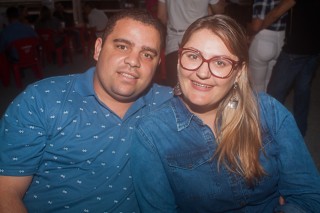 
<a style='margin-left: 5px;' class='btn btn-xs btn-social btn-facebook' href='https://www.facebook.com/sharer/sharer.php?u=https://www.galeramix.com.br/imagem/a73/800-800-90/conteudo/site_galerias/73/cachacada-do-ivonir-machado-pirao-com-linguica-tijucas-galeramix-28.jpg' rel='popup' data-width='500' data-height='400'><i class='fa fa-facebook'></i>Compartilhar <span class='hidden-xs'>no Facebook</span>
</a> 
<a class='btn btn-default btn-xs' target='_blank' href='imagem/a73/800-800-90/conteudo/site_galerias/73/cachacada-do-ivonir-machado-pirao-com-linguica-tijucas-galeramix-28.jpg'>
<span class='glyphicon glyphicon-cloud-download'></span> Salvar
</a>
