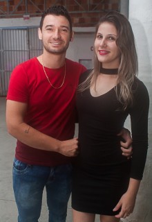 
<a style='margin-left: 5px;' class='btn btn-xs btn-social btn-facebook' href='https://www.facebook.com/sharer/sharer.php?u=https://www.galeramix.com.br/imagem/a73/800-800-90/conteudo/site_galerias/73/cachacada-do-ivonir-machado-pirao-com-linguica-tijucas-galeramix-52.jpg' rel='popup' data-width='500' data-height='400'><i class='fa fa-facebook'></i>Compartilhar <span class='hidden-xs'>no Facebook</span>
</a> 
<a class='btn btn-default btn-xs' target='_blank' href='imagem/a73/800-800-90/conteudo/site_galerias/73/cachacada-do-ivonir-machado-pirao-com-linguica-tijucas-galeramix-52.jpg'>
<span class='glyphicon glyphicon-cloud-download'></span> Salvar
</a>
