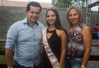 
<a style='margin-left: 5px;' class='btn btn-xs btn-social btn-facebook' href='https://www.facebook.com/sharer/sharer.php?u=https://www.galeramix.com.br/imagem/a74/800-800-90/conteudo/site_galerias/74/feijoada-magnatas-galera-mix-45.jpg' rel='popup' data-width='500' data-height='400'><i class='fa fa-facebook'></i>Compartilhar <span class='hidden-xs'>no Facebook</span>
</a> 
<a class='btn btn-default btn-xs' target='_blank' href='imagem/a74/800-800-90/conteudo/site_galerias/74/feijoada-magnatas-galera-mix-45.jpg'>
<span class='glyphicon glyphicon-cloud-download'></span> Salvar
</a>
