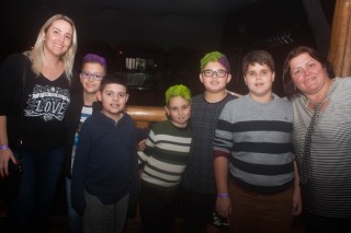 
<a style='margin-left: 5px;' class='btn btn-xs btn-social btn-facebook' href='https://www.facebook.com/sharer/sharer.php?u=https://www.galeramix.com.br/imagem/a76/800-800-90/conteudo/site_galerias/76/felipe-neto-mega-fest-2.jpg' rel='popup' data-width='500' data-height='400'><i class='fa fa-facebook'></i>Compartilhar <span class='hidden-xs'>no Facebook</span>
</a> 
<a class='btn btn-default btn-xs' target='_blank' href='imagem/a76/800-800-90/conteudo/site_galerias/76/felipe-neto-mega-fest-2.jpg'>
<span class='glyphicon glyphicon-cloud-download'></span> Salvar
</a>
