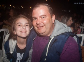 
<a style='margin-left: 5px;' class='btn btn-xs btn-social btn-facebook' href='https://www.facebook.com/sharer/sharer.php?u=https://www.galeramix.com.br/imagem/a76/800-800-90/conteudo/site_galerias/76/felipe-neto-mega-fest-31.jpg' rel='popup' data-width='500' data-height='400'><i class='fa fa-facebook'></i>Compartilhar <span class='hidden-xs'>no Facebook</span>
</a> 
<a class='btn btn-default btn-xs' target='_blank' href='imagem/a76/800-800-90/conteudo/site_galerias/76/felipe-neto-mega-fest-31.jpg'>
<span class='glyphicon glyphicon-cloud-download'></span> Salvar
</a>
