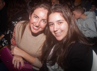 
<a style='margin-left: 5px;' class='btn btn-xs btn-social btn-facebook' href='https://www.facebook.com/sharer/sharer.php?u=https://www.galeramix.com.br/imagem/a76/800-800-90/conteudo/site_galerias/76/felipe-neto-mega-fest-36.jpg' rel='popup' data-width='500' data-height='400'><i class='fa fa-facebook'></i>Compartilhar <span class='hidden-xs'>no Facebook</span>
</a> 
<a class='btn btn-default btn-xs' target='_blank' href='imagem/a76/800-800-90/conteudo/site_galerias/76/felipe-neto-mega-fest-36.jpg'>
<span class='glyphicon glyphicon-cloud-download'></span> Salvar
</a>
