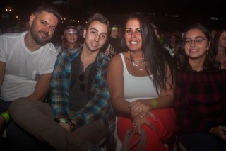 
<a style='margin-left: 5px;' class='btn btn-xs btn-social btn-facebook' href='https://www.facebook.com/sharer/sharer.php?u=https://www.galeramix.com.br/imagem/a76/800-800-90/conteudo/site_galerias/76/felipe-neto-mega-fest-48.jpg' rel='popup' data-width='500' data-height='400'><i class='fa fa-facebook'></i>Compartilhar <span class='hidden-xs'>no Facebook</span>
</a> 
<a class='btn btn-default btn-xs' target='_blank' href='imagem/a76/800-800-90/conteudo/site_galerias/76/felipe-neto-mega-fest-48.jpg'>
<span class='glyphicon glyphicon-cloud-download'></span> Salvar
</a>
