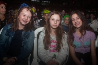 
<a style='margin-left: 5px;' class='btn btn-xs btn-social btn-facebook' href='https://www.facebook.com/sharer/sharer.php?u=https://www.galeramix.com.br/imagem/a76/800-800-90/conteudo/site_galerias/76/felipe-neto-mega-fest-8.jpg' rel='popup' data-width='500' data-height='400'><i class='fa fa-facebook'></i>Compartilhar <span class='hidden-xs'>no Facebook</span>
</a> 
<a class='btn btn-default btn-xs' target='_blank' href='imagem/a76/800-800-90/conteudo/site_galerias/76/felipe-neto-mega-fest-8.jpg'>
<span class='glyphicon glyphicon-cloud-download'></span> Salvar
</a>
