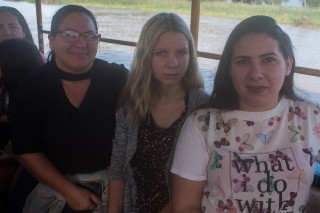 
<a style='margin-left: 5px;' class='btn btn-xs btn-social btn-facebook' href='https://www.facebook.com/sharer/sharer.php?u=https://www.galeramix.com.br/imagem/a77/800-800-90/conteudo/site_galerias/77/aniversario-de-tijucas-galera-mix-casarao-gallotti-115.jpg' rel='popup' data-width='500' data-height='400'><i class='fa fa-facebook'></i>Compartilhar <span class='hidden-xs'>no Facebook</span>
</a> 
<a class='btn btn-default btn-xs' target='_blank' href='imagem/a77/800-800-90/conteudo/site_galerias/77/aniversario-de-tijucas-galera-mix-casarao-gallotti-115.jpg'>
<span class='glyphicon glyphicon-cloud-download'></span> Salvar
</a>
