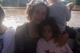 
<a style='margin-left: 5px;' class='btn btn-xs btn-social btn-facebook' href='https://www.facebook.com/sharer/sharer.php?u=https://www.galeramix.com.br/imagem/a77/800-800-90/conteudo/site_galerias/77/aniversario-de-tijucas-galera-mix-casarao-gallotti-118.jpg' rel='popup' data-width='500' data-height='400'><i class='fa fa-facebook'></i>Compartilhar <span class='hidden-xs'>no Facebook</span>
</a> 
<a class='btn btn-default btn-xs' target='_blank' href='imagem/a77/800-800-90/conteudo/site_galerias/77/aniversario-de-tijucas-galera-mix-casarao-gallotti-118.jpg'>
<span class='glyphicon glyphicon-cloud-download'></span> Salvar
</a>
