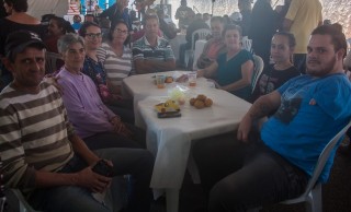 
<a style='margin-left: 5px;' class='btn btn-xs btn-social btn-facebook' href='https://www.facebook.com/sharer/sharer.php?u=https://www.galeramix.com.br/imagem/a77/800-800-90/conteudo/site_galerias/77/aniversario-de-tijucas-galera-mix-casarao-gallotti-34.jpg' rel='popup' data-width='500' data-height='400'><i class='fa fa-facebook'></i>Compartilhar <span class='hidden-xs'>no Facebook</span>
</a> 
<a class='btn btn-default btn-xs' target='_blank' href='imagem/a77/800-800-90/conteudo/site_galerias/77/aniversario-de-tijucas-galera-mix-casarao-gallotti-34.jpg'>
<span class='glyphicon glyphicon-cloud-download'></span> Salvar
</a>
