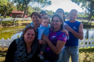 
<a style='margin-left: 5px;' class='btn btn-xs btn-social btn-facebook' href='https://www.facebook.com/sharer/sharer.php?u=https://www.galeramix.com.br/imagem/a77/800-800-90/conteudo/site_galerias/77/aniversario-de-tijucas-galera-mix-casarao-gallotti-81.jpg' rel='popup' data-width='500' data-height='400'><i class='fa fa-facebook'></i>Compartilhar <span class='hidden-xs'>no Facebook</span>
</a> 
<a class='btn btn-default btn-xs' target='_blank' href='imagem/a77/800-800-90/conteudo/site_galerias/77/aniversario-de-tijucas-galera-mix-casarao-gallotti-81.jpg'>
<span class='glyphicon glyphicon-cloud-download'></span> Salvar
</a>
