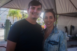 
<a style='margin-left: 5px;' class='btn btn-xs btn-social btn-facebook' href='https://www.facebook.com/sharer/sharer.php?u=https://www.galeramix.com.br/imagem/a77/800-800-90/conteudo/site_galerias/77/aniversario-de-tijucas-galera-mix-casarao-gallotti-96.jpg' rel='popup' data-width='500' data-height='400'><i class='fa fa-facebook'></i>Compartilhar <span class='hidden-xs'>no Facebook</span>
</a> 
<a class='btn btn-default btn-xs' target='_blank' href='imagem/a77/800-800-90/conteudo/site_galerias/77/aniversario-de-tijucas-galera-mix-casarao-gallotti-96.jpg'>
<span class='glyphicon glyphicon-cloud-download'></span> Salvar
</a>
