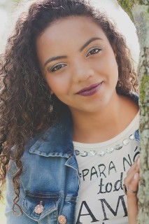 
<a style='margin-left: 5px;' class='btn btn-xs btn-social btn-facebook' href='https://www.facebook.com/sharer/sharer.php?u=https://www.galeramix.com.br/imagem/a8/800-800-90/conteudo/site_galerias/8/diminuir-19.jpg' rel='popup' data-width='500' data-height='400'><i class='fa fa-facebook'></i>Compartilhar <span class='hidden-xs'>no Facebook</span>
</a> 
<a class='btn btn-default btn-xs' target='_blank' href='imagem/a8/800-800-90/conteudo/site_galerias/8/diminuir-19.jpg'>
<span class='glyphicon glyphicon-cloud-download'></span> Salvar
</a>
