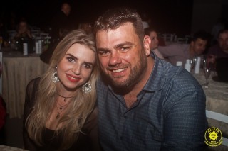 
<a style='margin-left: 5px;' class='btn btn-xs btn-social btn-facebook' href='https://www.facebook.com/sharer/sharer.php?u=https://www.galeramix.com.br/imagem/a80/800-800-90/conteudo/site_galerias/80/live-tijucas-galera-mix-espresso-rural-diogo-portugal-121.jpg' rel='popup' data-width='500' data-height='400'><i class='fa fa-facebook'></i>Compartilhar <span class='hidden-xs'>no Facebook</span>
</a> 
<a class='btn btn-default btn-xs' target='_blank' href='imagem/a80/800-800-90/conteudo/site_galerias/80/live-tijucas-galera-mix-espresso-rural-diogo-portugal-121.jpg'>
<span class='glyphicon glyphicon-cloud-download'></span> Salvar
</a>
