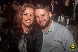 
<a style='margin-left: 5px;' class='btn btn-xs btn-social btn-facebook' href='https://www.facebook.com/sharer/sharer.php?u=https://www.galeramix.com.br/imagem/a80/800-800-90/conteudo/site_galerias/80/live-tijucas-galera-mix-espresso-rural-diogo-portugal-147.jpg' rel='popup' data-width='500' data-height='400'><i class='fa fa-facebook'></i>Compartilhar <span class='hidden-xs'>no Facebook</span>
</a> 
<a class='btn btn-default btn-xs' target='_blank' href='imagem/a80/800-800-90/conteudo/site_galerias/80/live-tijucas-galera-mix-espresso-rural-diogo-portugal-147.jpg'>
<span class='glyphicon glyphicon-cloud-download'></span> Salvar
</a>
