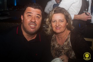 
<a style='margin-left: 5px;' class='btn btn-xs btn-social btn-facebook' href='https://www.facebook.com/sharer/sharer.php?u=https://www.galeramix.com.br/imagem/a80/800-800-90/conteudo/site_galerias/80/live-tijucas-galera-mix-espresso-rural-diogo-portugal-25.jpg' rel='popup' data-width='500' data-height='400'><i class='fa fa-facebook'></i>Compartilhar <span class='hidden-xs'>no Facebook</span>
</a> 
<a class='btn btn-default btn-xs' target='_blank' href='imagem/a80/800-800-90/conteudo/site_galerias/80/live-tijucas-galera-mix-espresso-rural-diogo-portugal-25.jpg'>
<span class='glyphicon glyphicon-cloud-download'></span> Salvar
</a>
