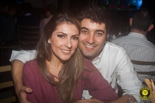 
<a style='margin-left: 5px;' class='btn btn-xs btn-social btn-facebook' href='https://www.facebook.com/sharer/sharer.php?u=https://www.galeramix.com.br/imagem/a80/800-800-90/conteudo/site_galerias/80/live-tijucas-galera-mix-espresso-rural-diogo-portugal-34.jpg' rel='popup' data-width='500' data-height='400'><i class='fa fa-facebook'></i>Compartilhar <span class='hidden-xs'>no Facebook</span>
</a> 
<a class='btn btn-default btn-xs' target='_blank' href='imagem/a80/800-800-90/conteudo/site_galerias/80/live-tijucas-galera-mix-espresso-rural-diogo-portugal-34.jpg'>
<span class='glyphicon glyphicon-cloud-download'></span> Salvar
</a>
