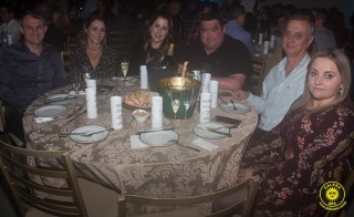 
<a style='margin-left: 5px;' class='btn btn-xs btn-social btn-facebook' href='https://www.facebook.com/sharer/sharer.php?u=https://www.galeramix.com.br/imagem/a80/800-800-90/conteudo/site_galerias/80/live-tijucas-galera-mix-espresso-rural-diogo-portugal-41.jpg' rel='popup' data-width='500' data-height='400'><i class='fa fa-facebook'></i>Compartilhar <span class='hidden-xs'>no Facebook</span>
</a> 
<a class='btn btn-default btn-xs' target='_blank' href='imagem/a80/800-800-90/conteudo/site_galerias/80/live-tijucas-galera-mix-espresso-rural-diogo-portugal-41.jpg'>
<span class='glyphicon glyphicon-cloud-download'></span> Salvar
</a>
