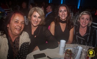 
<a style='margin-left: 5px;' class='btn btn-xs btn-social btn-facebook' href='https://www.facebook.com/sharer/sharer.php?u=https://www.galeramix.com.br/imagem/a80/800-800-90/conteudo/site_galerias/80/live-tijucas-galera-mix-espresso-rural-diogo-portugal-55.jpg' rel='popup' data-width='500' data-height='400'><i class='fa fa-facebook'></i>Compartilhar <span class='hidden-xs'>no Facebook</span>
</a> 
<a class='btn btn-default btn-xs' target='_blank' href='imagem/a80/800-800-90/conteudo/site_galerias/80/live-tijucas-galera-mix-espresso-rural-diogo-portugal-55.jpg'>
<span class='glyphicon glyphicon-cloud-download'></span> Salvar
</a>
