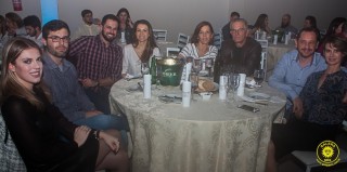 
<a style='margin-left: 5px;' class='btn btn-xs btn-social btn-facebook' href='https://www.facebook.com/sharer/sharer.php?u=https://www.galeramix.com.br/imagem/a80/800-800-90/conteudo/site_galerias/80/live-tijucas-galera-mix-espresso-rural-diogo-portugal-71.jpg' rel='popup' data-width='500' data-height='400'><i class='fa fa-facebook'></i>Compartilhar <span class='hidden-xs'>no Facebook</span>
</a> 
<a class='btn btn-default btn-xs' target='_blank' href='imagem/a80/800-800-90/conteudo/site_galerias/80/live-tijucas-galera-mix-espresso-rural-diogo-portugal-71.jpg'>
<span class='glyphicon glyphicon-cloud-download'></span> Salvar
</a>
