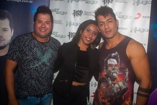 
                            <a style='margin-left: 5px;' class='btn btn-xs btn-social btn-facebook' href='https://www.facebook.com/sharer/sharer.php?u=https://www.galeramix.com.br/imagem/a82/800-800-90/conteudo/site_galerias/82/festa-do-caminhoneiro-tijucas-hugo-e-thiago-tijucas-100.jpg' rel='popup' data-width='500' data-height='400'><i class='fa fa-facebook'></i>Compartilhar <span class='hidden-xs'>no Facebook</span>
                        </a> 
                        <a class='btn btn-default btn-xs' target='_blank' href='imagem/a82/800-800-90/conteudo/site_galerias/82/festa-do-caminhoneiro-tijucas-hugo-e-thiago-tijucas-100.jpg'>
                            <span class='glyphicon glyphicon-cloud-download'></span> Salvar
                        </a>
                        