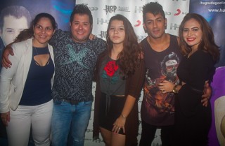 
                    <a style='margin-left: 5px;' class='btn btn-xs btn-social btn-facebook' href='https://www.facebook.com/sharer/sharer.php?u=https://www.galeramix.com.br/imagem/a82/800-800-90/conteudo/site_galerias/82/festa-do-caminhoneiro-tijucas-hugo-e-thiago-tijucas-102.jpg' rel='popup' data-width='500' data-height='400'><i class='fa fa-facebook'></i>Compartilhar <span class='hidden-xs'>no Facebook</span>
                </a> 
                <a class='btn btn-default btn-xs' target='_blank' href='imagem/a82/800-800-90/conteudo/site_galerias/82/festa-do-caminhoneiro-tijucas-hugo-e-thiago-tijucas-102.jpg'>
                    <span class='glyphicon glyphicon-cloud-download'></span> Salvar
                </a>
                