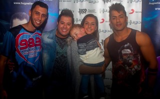 
<a style='margin-left: 5px;' class='btn btn-xs btn-social btn-facebook' href='https://www.facebook.com/sharer/sharer.php?u=https://www.galeramix.com.br/imagem/a82/800-800-90/conteudo/site_galerias/82/festa-do-caminhoneiro-tijucas-hugo-e-thiago-tijucas-116.jpg' rel='popup' data-width='500' data-height='400'><i class='fa fa-facebook'></i>Compartilhar <span class='hidden-xs'>no Facebook</span>
</a> 
<a class='btn btn-default btn-xs' target='_blank' href='imagem/a82/800-800-90/conteudo/site_galerias/82/festa-do-caminhoneiro-tijucas-hugo-e-thiago-tijucas-116.jpg'>
<span class='glyphicon glyphicon-cloud-download'></span> Salvar
</a>
