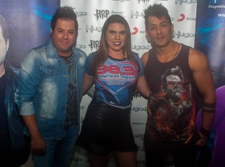 
<a style='margin-left: 5px;' class='btn btn-xs btn-social btn-facebook' href='https://www.facebook.com/sharer/sharer.php?u=https://www.galeramix.com.br/imagem/a82/800-800-90/conteudo/site_galerias/82/festa-do-caminhoneiro-tijucas-hugo-e-thiago-tijucas-121.jpg' rel='popup' data-width='500' data-height='400'><i class='fa fa-facebook'></i>Compartilhar <span class='hidden-xs'>no Facebook</span>
</a> 
<a class='btn btn-default btn-xs' target='_blank' href='imagem/a82/800-800-90/conteudo/site_galerias/82/festa-do-caminhoneiro-tijucas-hugo-e-thiago-tijucas-121.jpg'>
<span class='glyphicon glyphicon-cloud-download'></span> Salvar
</a>
