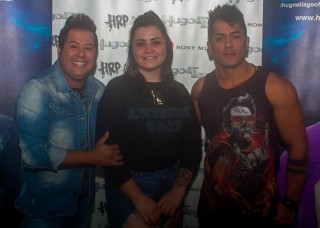 
<a style='margin-left: 5px;' class='btn btn-xs btn-social btn-facebook' href='https://www.facebook.com/sharer/sharer.php?u=https://www.galeramix.com.br/imagem/a82/800-800-90/conteudo/site_galerias/82/festa-do-caminhoneiro-tijucas-hugo-e-thiago-tijucas-122.jpg' rel='popup' data-width='500' data-height='400'><i class='fa fa-facebook'></i>Compartilhar <span class='hidden-xs'>no Facebook</span>
</a> 
<a class='btn btn-default btn-xs' target='_blank' href='imagem/a82/800-800-90/conteudo/site_galerias/82/festa-do-caminhoneiro-tijucas-hugo-e-thiago-tijucas-122.jpg'>
<span class='glyphicon glyphicon-cloud-download'></span> Salvar
</a>
