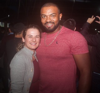 
<a style='margin-left: 5px;' class='btn btn-xs btn-social btn-facebook' href='https://www.facebook.com/sharer/sharer.php?u=https://www.galeramix.com.br/imagem/a82/800-800-90/conteudo/site_galerias/82/festa-do-caminhoneiro-tijucas-hugo-e-thiago-tijucas-55.jpg' rel='popup' data-width='500' data-height='400'><i class='fa fa-facebook'></i>Compartilhar <span class='hidden-xs'>no Facebook</span>
</a> 
<a class='btn btn-default btn-xs' target='_blank' href='imagem/a82/800-800-90/conteudo/site_galerias/82/festa-do-caminhoneiro-tijucas-hugo-e-thiago-tijucas-55.jpg'>
<span class='glyphicon glyphicon-cloud-download'></span> Salvar
</a>
