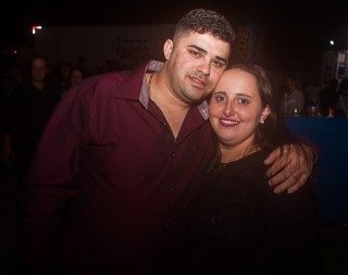 
<a style='margin-left: 5px;' class='btn btn-xs btn-social btn-facebook' href='https://www.facebook.com/sharer/sharer.php?u=https://www.galeramix.com.br/imagem/a82/800-800-90/conteudo/site_galerias/82/festa-do-caminhoneiro-tijucas-hugo-e-thiago-tijucas-63.jpg' rel='popup' data-width='500' data-height='400'><i class='fa fa-facebook'></i>Compartilhar <span class='hidden-xs'>no Facebook</span>
</a> 
<a class='btn btn-default btn-xs' target='_blank' href='imagem/a82/800-800-90/conteudo/site_galerias/82/festa-do-caminhoneiro-tijucas-hugo-e-thiago-tijucas-63.jpg'>
<span class='glyphicon glyphicon-cloud-download'></span> Salvar
</a>
