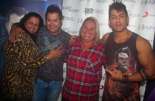 
<a style='margin-left: 5px;' class='btn btn-xs btn-social btn-facebook' href='https://www.facebook.com/sharer/sharer.php?u=https://www.galeramix.com.br/imagem/a82/800-800-90/conteudo/site_galerias/82/festa-do-caminhoneiro-tijucas-hugo-e-thiago-tijucas-87.jpg' rel='popup' data-width='500' data-height='400'><i class='fa fa-facebook'></i>Compartilhar <span class='hidden-xs'>no Facebook</span>
</a> 
<a class='btn btn-default btn-xs' target='_blank' href='imagem/a82/800-800-90/conteudo/site_galerias/82/festa-do-caminhoneiro-tijucas-hugo-e-thiago-tijucas-87.jpg'>
<span class='glyphicon glyphicon-cloud-download'></span> Salvar
</a>
